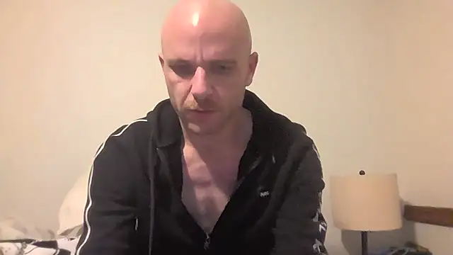 FrankieFuckMe online show from February 2026 08:35:01 AM