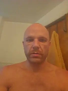 FrankieFuckMe online show from June 2026 06:11:02 PM