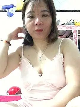 Snapshot of ManaMi-Ami chatting on February 2026 01:01:02 PM ManaMi-Ami online show from February 2026 01:01:02 PM