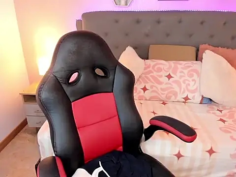 Abril Rosse  online show from January 2026 02:59:02 AM