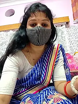 Priyaji7575 online show from February 2026 05:47:02 AM