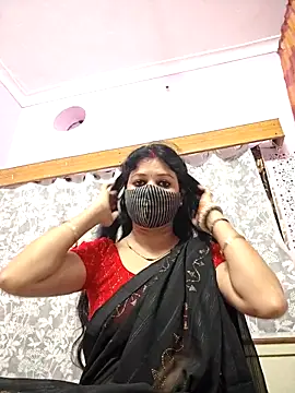 Priyaji7575 online show from March 2026 11:07:02 AM