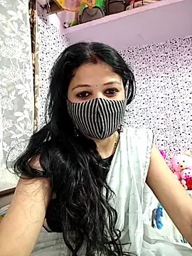 Priyaji7575 online show from March 2026 11:38:01 AM