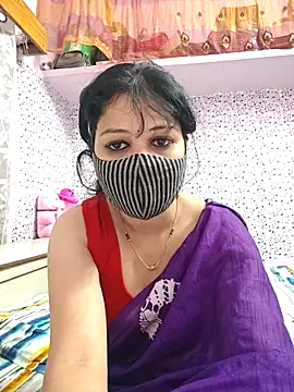 Priyaji7575 online show from March 2026 09:46:01 AM