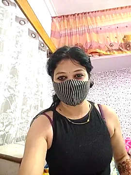 Priyaji7575 online show from March 2026 08:52:01 AM