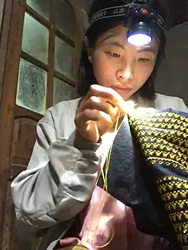 Snapshot of sun-shii chatting on February 2026 12:51:02 AM sun-shii online show from February 2026 12:51:02 AM