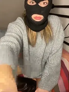 Snapshot of perver15 chatting on February 2026 07:26:01 AM perver15 online show from February 2026 07:26:01 AM