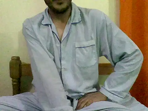 Snapshot of CalmDesire chatting on January 2026 03:34:01 AM CalmDesire online show from January 2026 03:34:01 AM