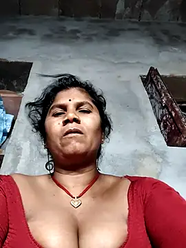 Hot di97 online show from May 2026 09:23:01 PM