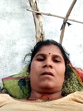 Hot di97 online show from May 2026 12:54:02 PM