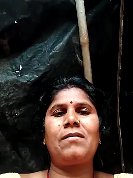 Hot di97 online show from May 2026 01:22:01 AM