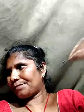 Hot di97 online show from August 2026 02:41:01 PM