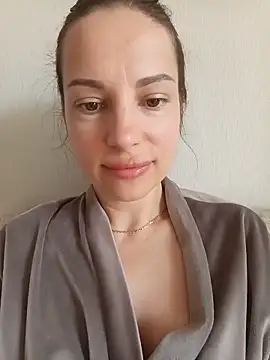 She-Moon online show from June 2026 06:49:01 AM