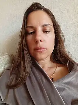 She-Moon online show from June 2026 10:26:01 AM