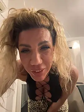 Missolevelvet online show from May 2026 08:48:02 PM