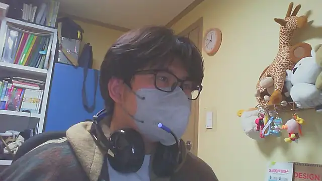 malibu876 online show from March 2026 03:45:01 PM