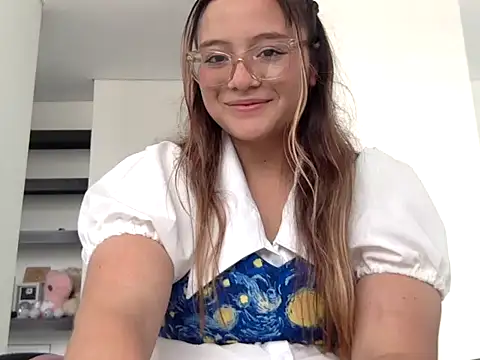 Snapshot of LOLA_R_ chatting on February 2026 07:41:02 PM LOLA R online show from February 2026 07:41:02 PM