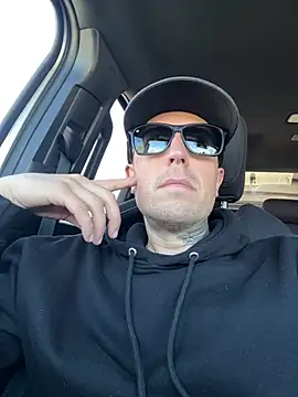 Snapshot of brngitdwn chatting on January 2026 06:57:02 PM brngitdwn online show from January 2026 06:57:02 PM