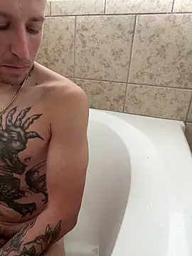 Snapshot of brngitdwn chatting on January 2026 11:41:02 PM brngitdwn online show from January 2026 11:41:02 PM