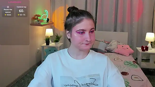 KiraDuvall online show from January 2026 07:19:01 PM