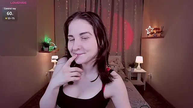 Snapshot of KiraDuvall chatting on March 2026 06:01:01 PM KiraDuvall online show from March 2026 06:01:01 PM