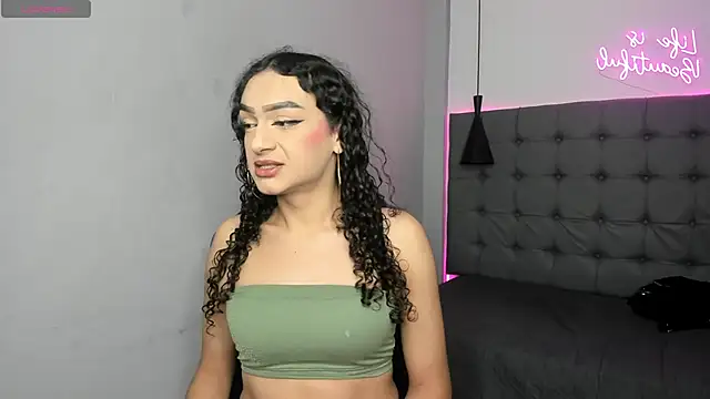 scarletcherry18 online show from June 2026 04:36:02 AM