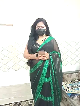 Cute purnima143 online show from May 2026 05:40:02 PM