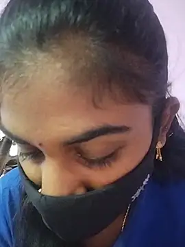 Snapshot of Tamil_Hot_RoyalQueen chatting on February 2026 05:03:02 AM Tamil Hot RoyalQueen online show from February 2026 05:03:02 AM