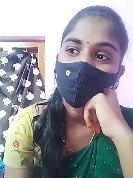 Snapshot of Tamil_Hot_RoyalQueen chatting on February 2026 04:48:01 PM Tamil Hot RoyalQueen online show from February 2026 04:48:01 PM