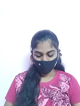 Snapshot of Tamil_Hot_RoyalQueen chatting on February 2026 04:51:02 PM Tamil Hot RoyalQueen online show from February 2026 04:51:02 PM