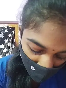 Snapshot of Tamil_Hot_RoyalQueen chatting on March 2026 01:11:01 AM Tamil Hot RoyalQueen online show from March 2026 01:11:01 AM