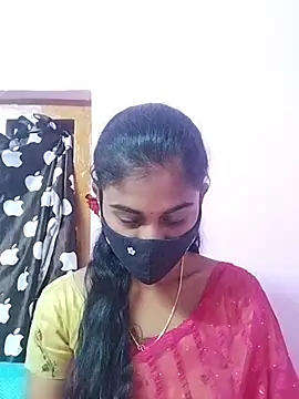 Snapshot of Tamil_Hot_RoyalQueen chatting on March 2026 04:02:02 PM Tamil Hot RoyalQueen online show from March 2026 04:02:02 PM