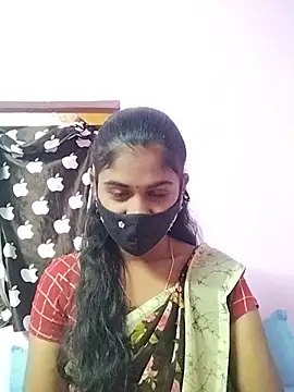 Snapshot of Tamil_Hot_RoyalQueen chatting on March 2026 04:24:01 PM Tamil Hot RoyalQueen online show from March 2026 04:24:01 PM