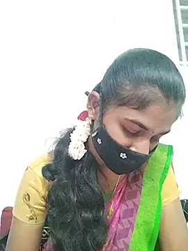 Snapshot of Tamil_Hot_RoyalQueen chatting on March 2026 04:35:01 PM Tamil Hot RoyalQueen online show from March 2026 04:35:01 PM