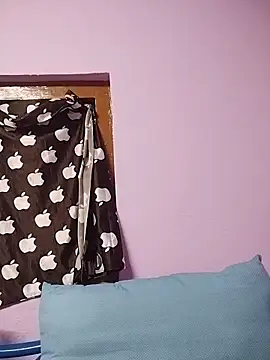 Snapshot of Tamil_Hot_RoyalQueen chatting on March 2026 05:28:01 PM Tamil Hot RoyalQueen online show from March 2026 05:28:01 PM