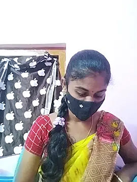 Snapshot of Tamil_Hot_RoyalQueen chatting on March 2026 04:54:01 PM Tamil Hot RoyalQueen online show from March 2026 04:54:01 PM