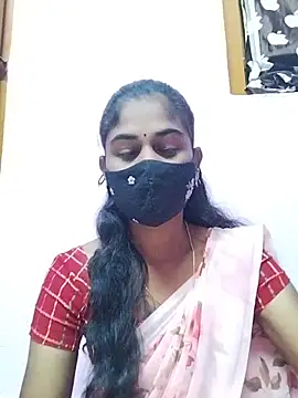 Snapshot of Tamil_Hot_RoyalQueen chatting on March 2026 04:46:01 PM Tamil Hot RoyalQueen online show from March 2026 04:46:01 PM