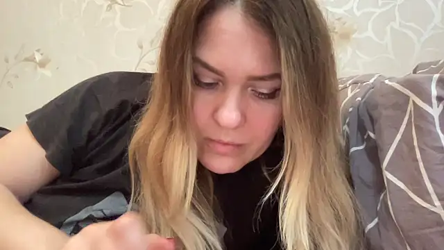 Snapshot of Kalyrex chatting on April 2026 02:29:02 PM Kalyrex online show from April 2026 02:29:02 PM