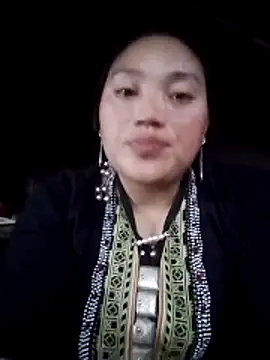 LingLing002 online show from February 2026 03:36:02 AM