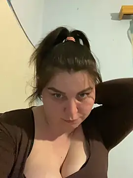 Snapshot of ShappireJoy chatting on March 2026 07:17:01 PM ShappireJoy online show from March 2026 07:17:01 PM