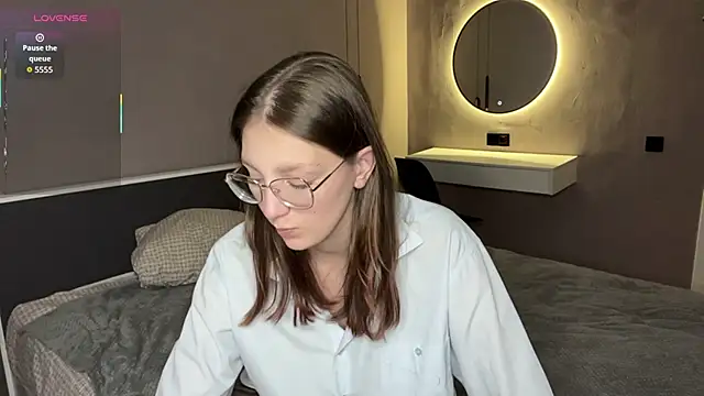 ChrisAmott online show from April 2026 04:38:02 PM