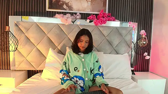 Snapshot of Real_virgin_Pussy chatting on May 2026 08:27:01 PM Real virgin Pussy online show from May 2026 08:27:01 PM