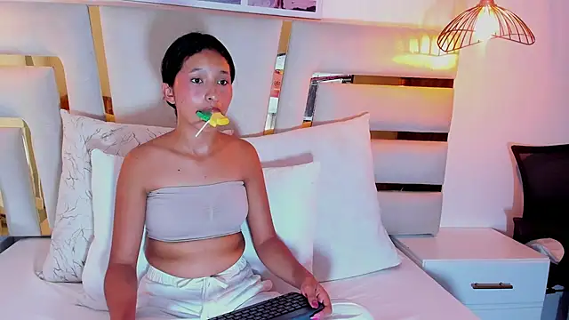Snapshot of Real_virgin_Pussy chatting on May 2026 01:32:02 PM Real virgin Pussy online show from May 2026 01:32:02 PM