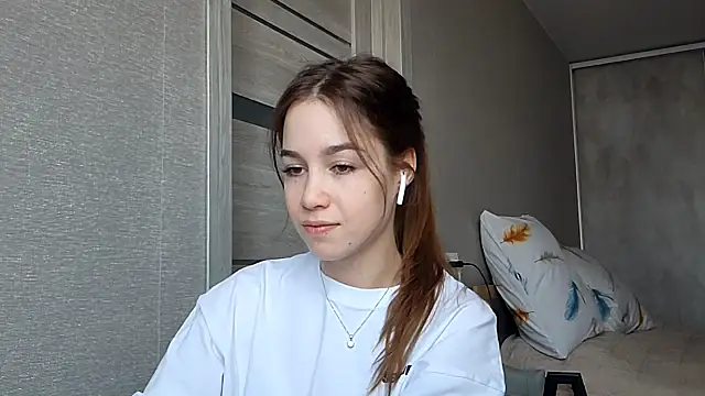 SherrylMaler online show from February 2026 04:27:02 AM