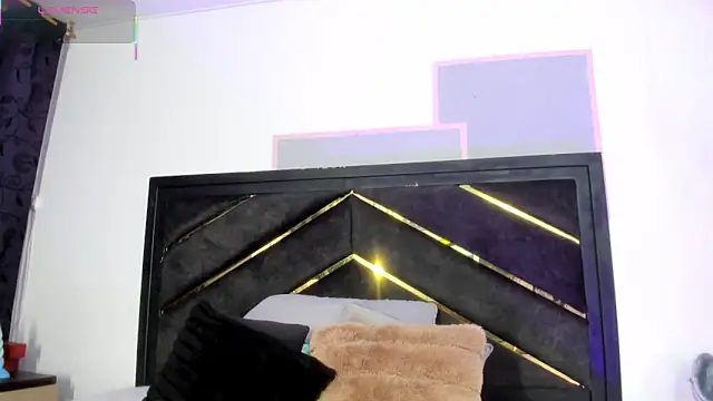 april jones05 online show from May 2026 12:03:02 PM