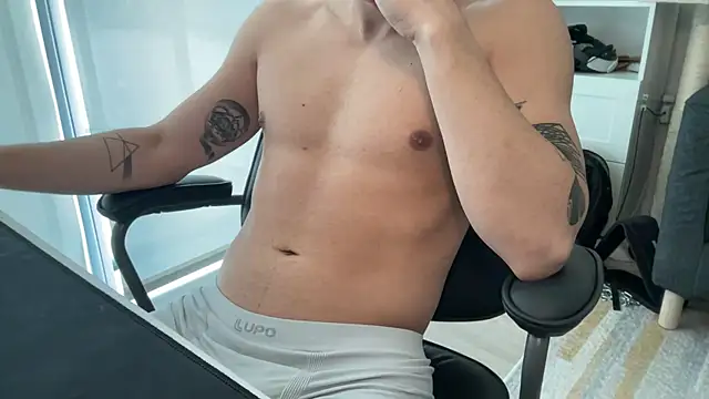 lukshof online show from February 2026 04:54:02 PM