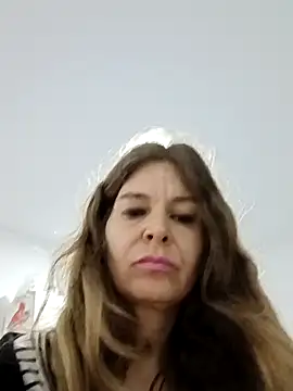 Didi2081 online show from May 2026 11:24:02 PM