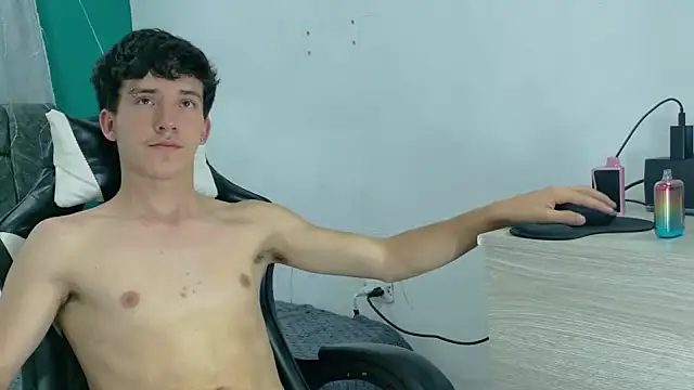 SamBoycash  online show from February 2026 09:08:01 PM