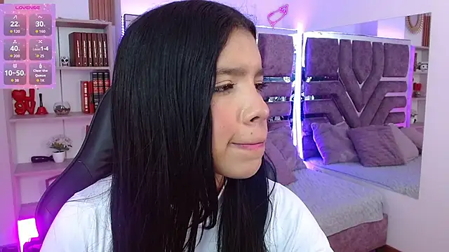 Taylor Scott1  online show from January 2026 07:23:01 PM