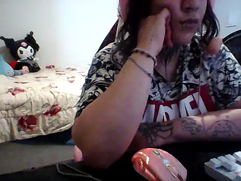 yuyuli2025 online show from January 2026 12:49:02 AM